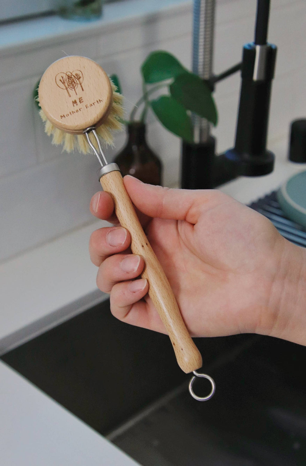 Kitchen Handle Brush